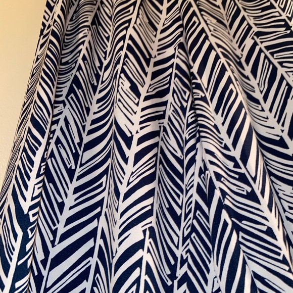 EUC Navy Blue & White Pull-On Pattern Pants - Picture 4 of 4